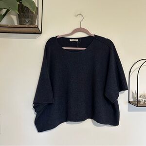 Meo Meli Navy Blue Cropped Short Sleeve Top Shirt